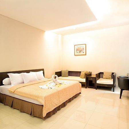 סמיניאק Inkuta Residence And Villa מראה חיצוני תמונה