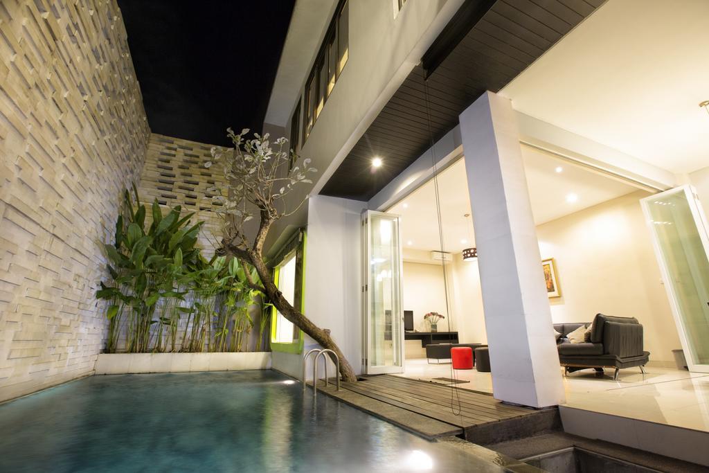 סמיניאק Inkuta Residence And Villa מראה חיצוני תמונה