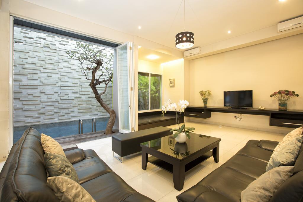 סמיניאק Inkuta Residence And Villa מראה חיצוני תמונה